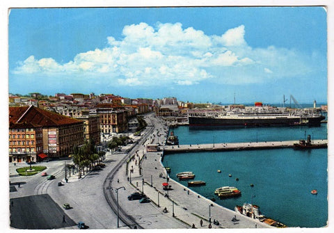 AK Trieste. La riva col molo Audace.