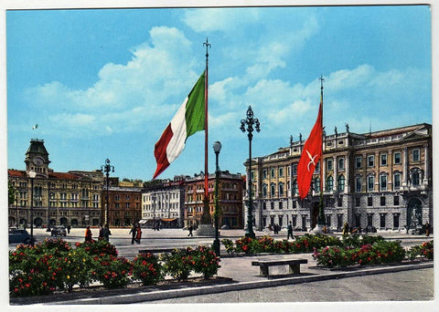 AK Trieste. Piazza Unita d'Italia.