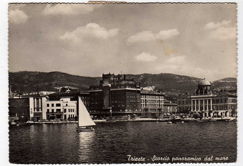 AK Trieste – Scorcio panoramico dal mare.