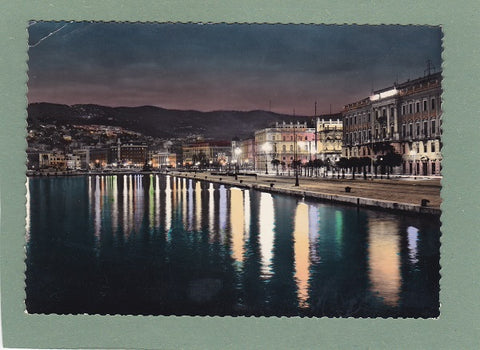 AK Trieste. Notturno della Riva.