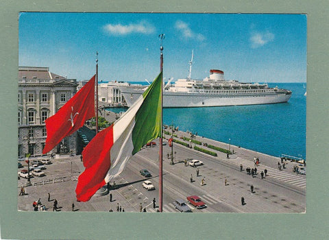 AK Trieste. Piazza dell'Unita d'Italia e Stazione Marittima.