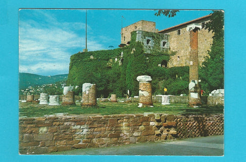 AK Trieste. Vestigia romane - Castello di S. Giusto.