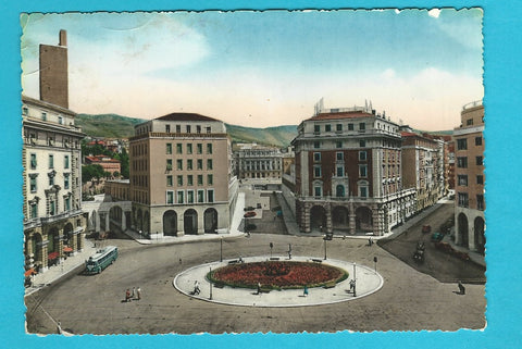 AK Trieste. Piazza Oberdan.