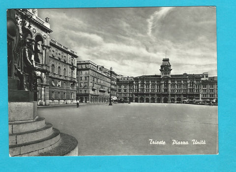 AK Trieste. Piazza Unita.