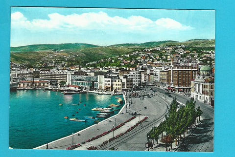 AK Trieste. La riva.