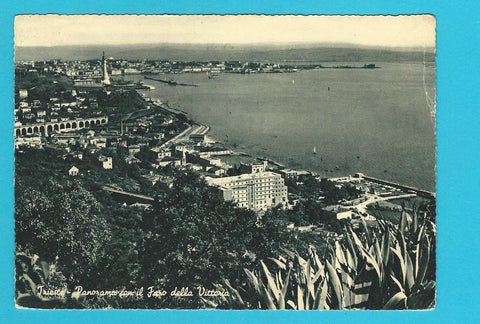 AK Trieste - Panorama con il Faro della Vittoria.