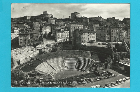 AK Trieste - Anfiteatro romano e veduta citta vecchia.