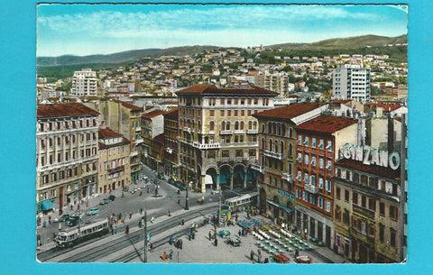 AK Trieste. Piazza Goldoni.