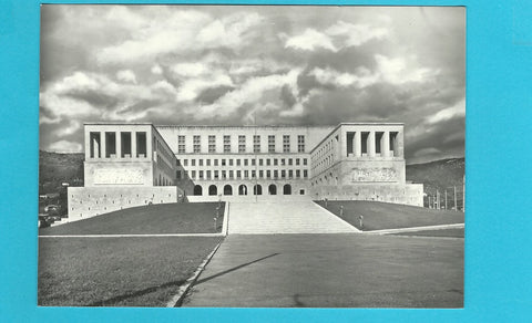 AK Trieste. Universita degli Studi.