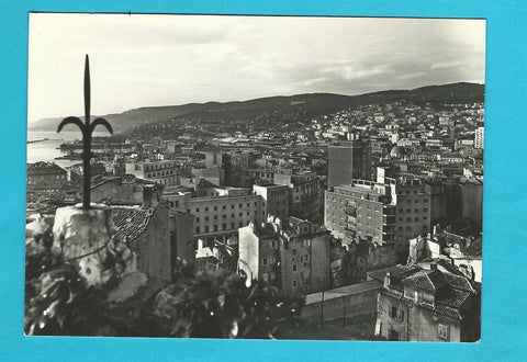 AK Panorama da San Giusto.