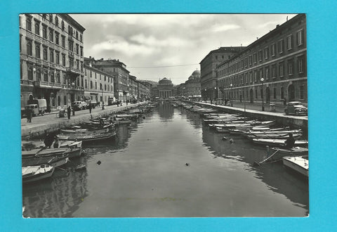 AK Trieste. Il Canale con la Chiesa di Sant'Antonio.
