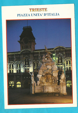 AK Trieste. Piazza Unita' D'Italia.