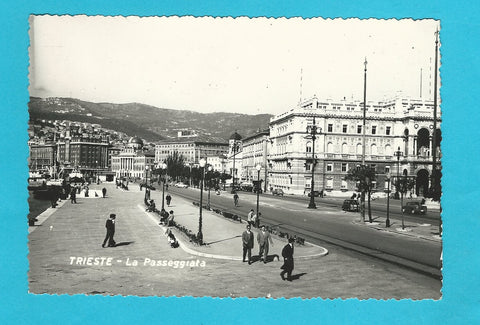 AK Trieste - La Passeggiata.