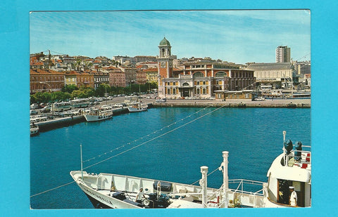 AK Trieste. Riva Nazario Sauro - Aquario e Pescheria.