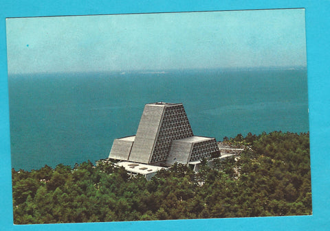 AK Trieste. Tempio Nazionale a Maria madre e Regina.