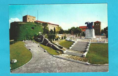 AK Trieste. Piazzale S. Giusto.