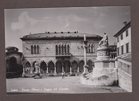 AK Udine - Piazza Liberta e Loggia del Lionello.