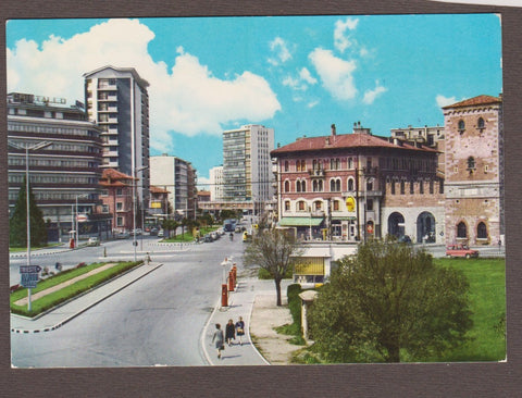 AK Udine. Piazzale G. D'Annunzio.