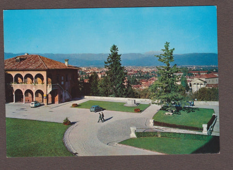 AK Udine. Casa della Contadinanza e panorama.