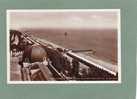 AK Venezia – Lido – Spiaggia vista dall'Hotel Excelsior.