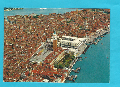 AK Venezia. Veduta aerea - Piazza S. Marco.