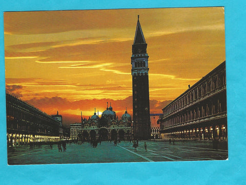 AK Venezia. Piazza San Marco al tramonto.