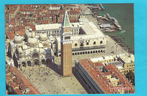 AK Venezia. Veduta aerea della Piazza S. Marco.