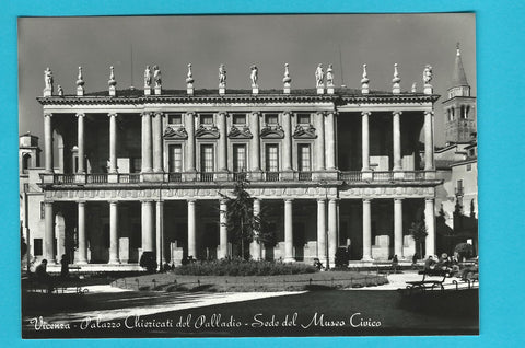 AK Vicenza - Palazzo Chiericati del Palladio - Sede del Museo Civico.