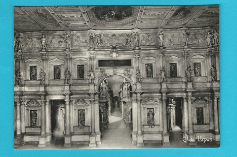 AK Vicenza - Teatro Olimpico. Proscenio. (Foto Vajenti).