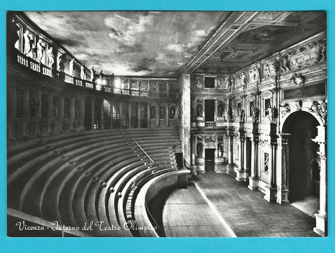 AK Vicenza - Interno del Teatro Olimpico.