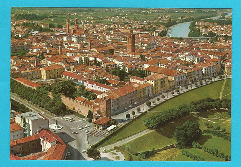 AK Bassano del Grappa. Panorama - Viale delle Fosse e Viale dei Martiri.