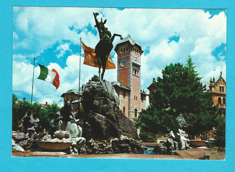 AK Asiago. Fontana Monumentale e Municipio.