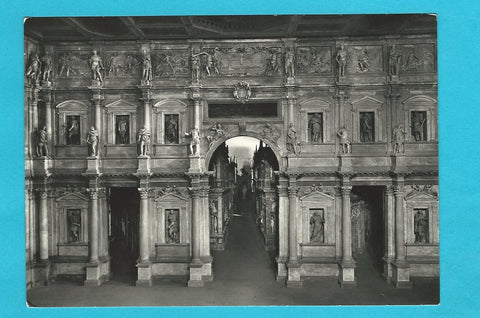 AK Vicenza - Teatro Olimpico - La Scena. (Palladio 1582).