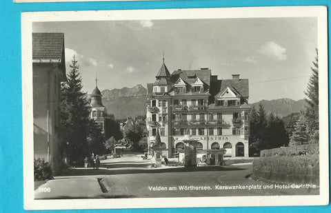 AK Velden am Wörthersee. Karawankenplatz und Hotel Carinthia. (1933)