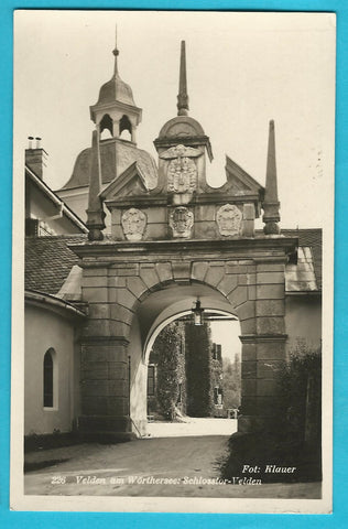 AK Velden am Wörthersee. Schlosstor.