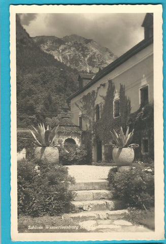 AK Schloss Wasserleonburg bei Nötsch a. Dobr. Toreingang. (1936)