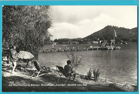 AK Am Klopeinersee. Strandhotel Amerika. Ausblick vom Bad.
