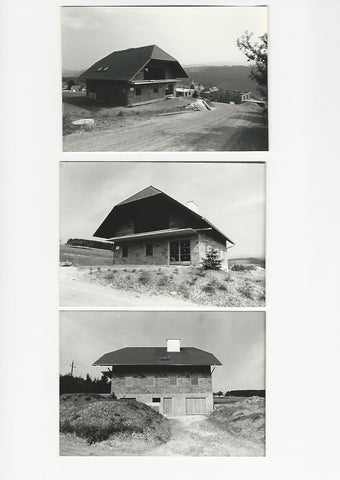 5 Fotos Birkfeld. Einfamilienhaus Bauarbeiten. Juni 1982.