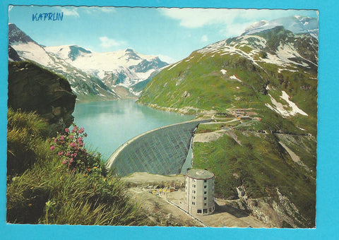 AK Kaprun. Dr. Adolf-Schärf-Haus des TV Die Naturfreunde mit Moosersperre und Stausee Mooserboden.