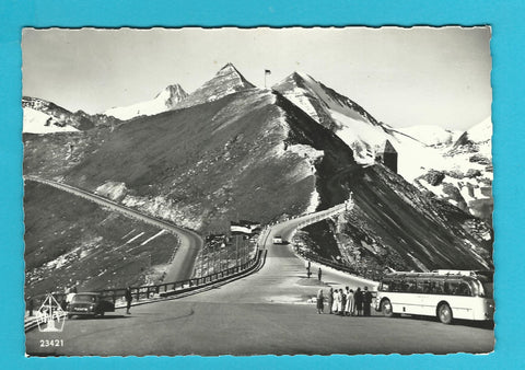 AK Großglockner Hochalpenstraße. Blick vom Berghaus Fuschertörl auf Großglockner Sonnenwelleck und Fuscherkarkopf.