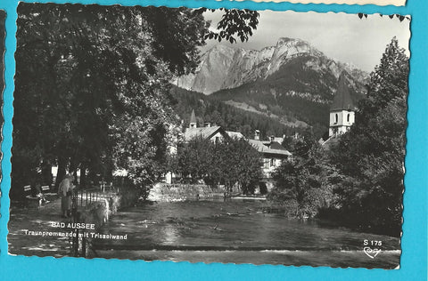 AK Bad Aussee Traunpromenade mit Trisselwand.
