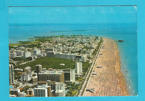 AK Lignano Sabbiadoro. Aerea della penisola con la grande spiaggia.