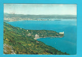 AK Lo storico Castello di Miramare con il nuovo Adriatico Palace Hotel. Sullo sfondo la citta di Trieste.